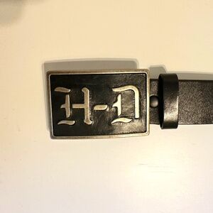 Men’s Leather Harley-Davidson Belt – Classic & Rugged